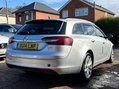 Vauxhall Insignia 2.0 CDTi ecoFLEX SRi Nav Sports Tourer Euro 5 (s/s) 5dr 3