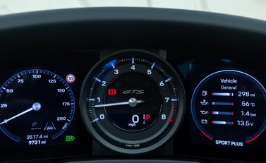 Porsche 911 Targa 4 GTS (992) 22