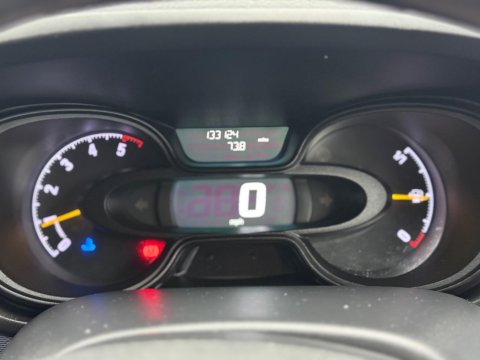 Vauxhall Vivaro 1.6 CDTi 2900 BiTurbo ecoFLEX L2 H1 Euro 6 (s/s) 5dr (9 Seat) 16