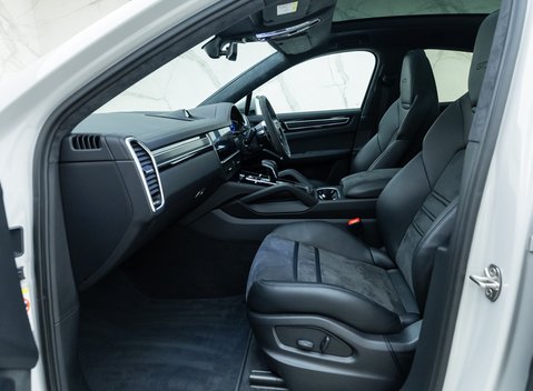 Porsche Cayenne GTS Coupe 14