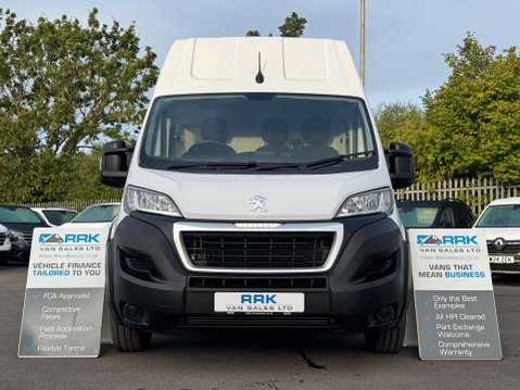 Peugeot Boxer 2.2 BlueHDi 435 Professional Premium + Panel Van 5dr Diesel Manual L4 H3 Eu 6