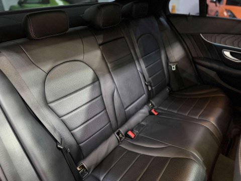 Mercedes-Benz C Class 2.1 C250d AMG Line (Premium Plus) Saloon 4dr Diesel G-Tronic+ Euro 6 (s/s) 42