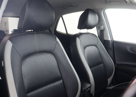 Kia Picanto 1.0 Picanto X-Line S Auto 5dr 42