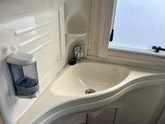 Auto-Sleepers Nuevo ES 4 BERTH PEUGEOT BOXER 2.2 HDI CHASSIS 24