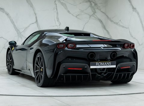 Ferrari SF90 Stradale 7