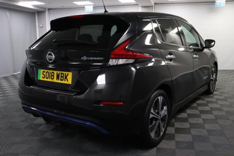 Nissan LEAF LAUNCH EDITION 11