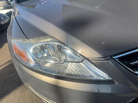 Ford Mondeo 2.0 TDCi Titanium Euro 5 5dr 10