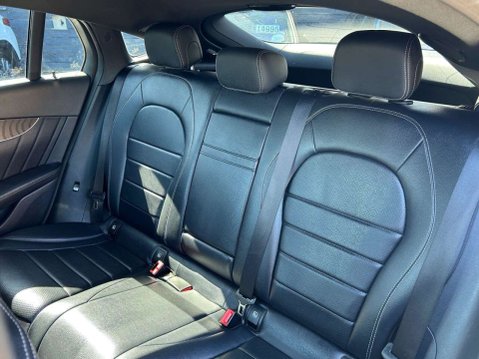 Mercedes-Benz GLC 2.1 GLC250d AMG Line (Premium Plus) Coupe 5dr Diesel G-Tronic 4MATIC Euro 6 18