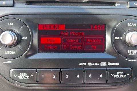 Kia Picanto 2…AUTOMATIC…8 SERVICES! 1 PREVIOUS OWNER..LAST OWNER 9 YEARS.. 6