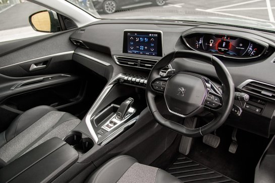 Peugeot 5008 PURETECH S/S ALLURE