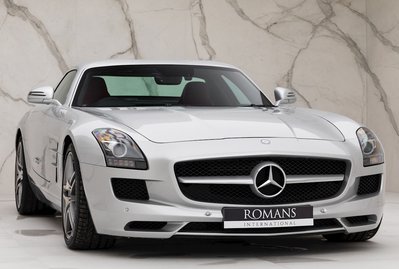 Mercedes-Benz SLS AMG