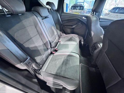 Ford Kuga 2.0 TDCi ST-Line X AWD Euro 6 (s/s) 5dr 33