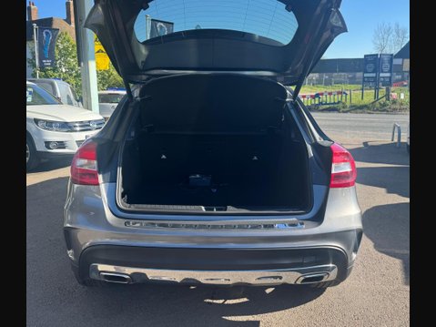 Mercedes-Benz GLA 2.1 GLA200d AMG Line 7G-DCT 4MATIC Euro 6 (s/s) 5dr 32