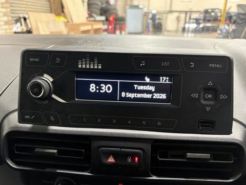 Vauxhall Combo L2H1 2300 DYNAMIC 18
