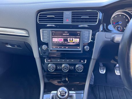 Volkswagen Golf 2.0 TSI BlueMotion Tech R 4Motion Euro 6 (s/s) 5dr 76