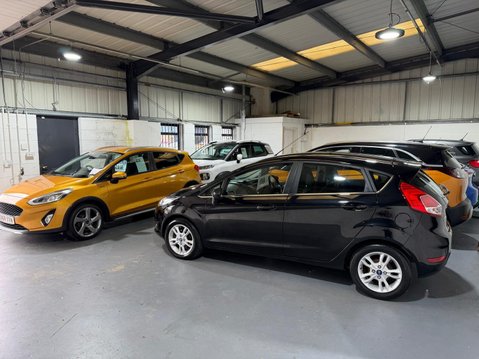 Ford Fiesta 1.0T EcoBoost Zetec Euro 6 (s/s) 5dr 4