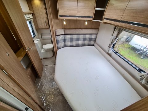 Coachman VIP 560 16