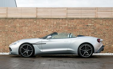 Aston Martin Zagato Vanquish Volante 2