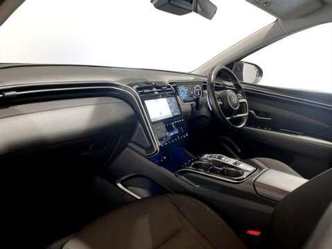 Hyundai TUCSON 1.6 T-GDi 13.8kWh Premium SUV 5dr Petrol Plug-in Hybrid Auto 4WD Euro 6 (s/ 15