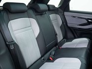 Land Rover Range Rover Evoque 2.0 Range Rover Evoque R-Dynamic HSE D MHEV Auto 4WD 5dr 32