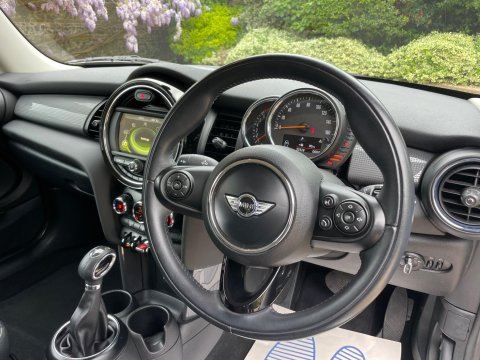 Mini Hatch 1.5 Cooper Hatchback 3dr Petrol Auto Euro 6 (s/s) (136 ps) 43