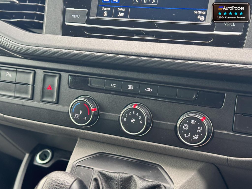 2022 Volkswagen TransporterCrew Cab AUTO SWB L1H1 T32 Tdi Kombi Highline Air Con Sensors EURO 6 — thumbnail 29 of 48
