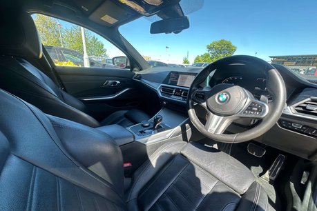 BMW 3 Series 2.0 320i M Sport Auto 4dr 15