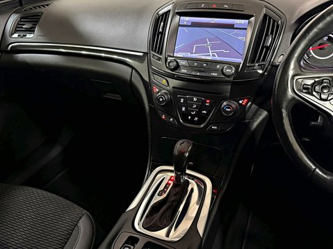 Vauxhall Insignia TECH LINE CDTI 170 AUTOMATIC 16