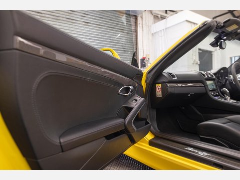 Porsche Boxster 2.7 981 PDK Euro 6 (s/s) 2dr 52