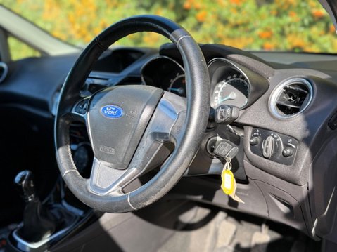 Ford Fiesta 1.25 Zetec Euro 5 3dr 16
