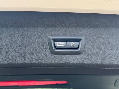 BMW X1 SDRIVE18I SE 64