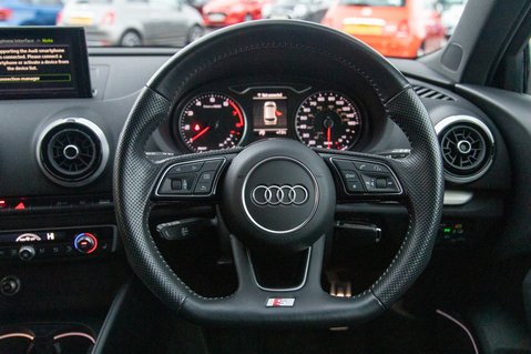 Audi A3 TFSI BLACK EDITION 22