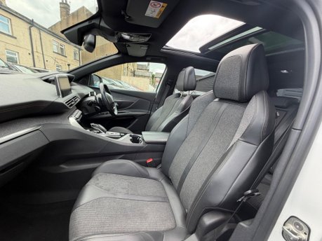 Peugeot 3008 BLUEHDI S/S GT LINE PREMIUM 22