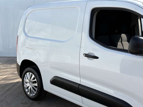 Peugeot Partner 1.5 Partner Professional Premium Blue HDi 12