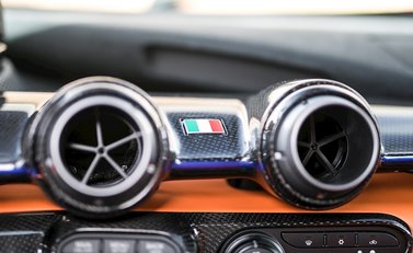 Ferrari LaFerrari 19