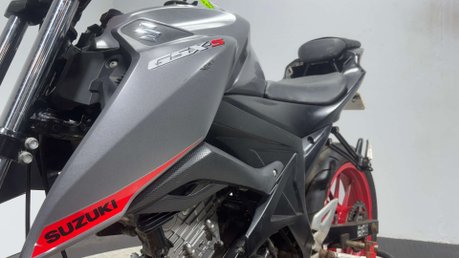 Suzuki GSX-S GSXS 125 2020 SPORT BIKE 125CC PROJECT BIKE PARTS BIKE 22