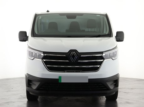 Renault Trafic LL30 90kW 52kWh Advance Van Auto 5