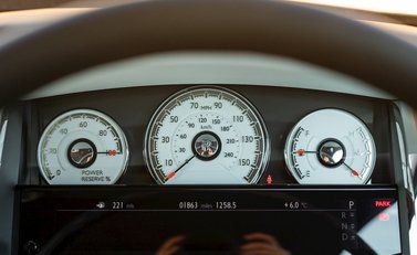 Rolls-Royce Wraith 'Inspired By British Music' Ronnie Wood 19