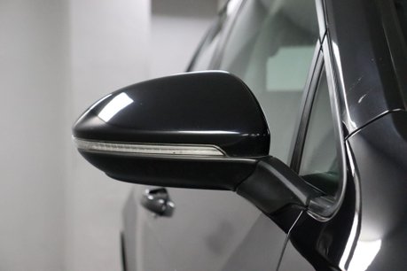 Volkswagen Golf S TDI 33