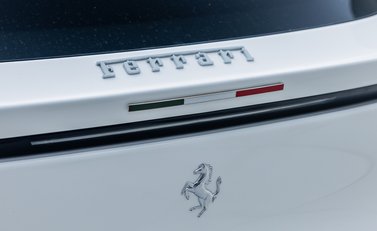 Ferrari Purosangue 48