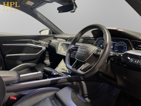 Audi E-Tron 55 Black Edition Sportback 5dr Electric Auto quattro 95kWh (11kW Charger) ( 12