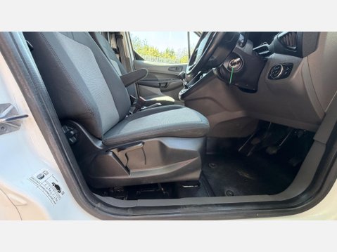 Ford Transit Connect 220 BASE TDCI 27
