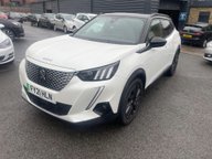 Peugeot e-2008 GT PREMIUM 5