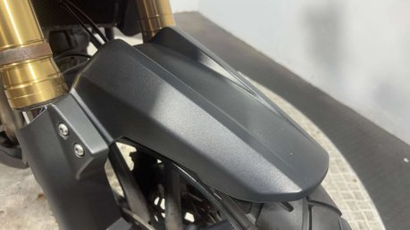 Triumph Explorer 1215 2012 only 25k full luggage arrow exhaust new MOT tourer 47