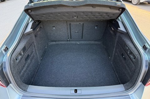 Skoda Superb SE L TSI DSG - FULL SKODA SERVICE HISTORY 55