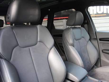 Audi Q5 2.0 Q5 Black Edition 40TDI MHEV Quattro SA 4WD 5dr 