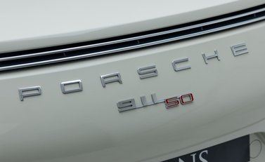 Porsche 911 50TH ANNIVERSARY EDITION 33