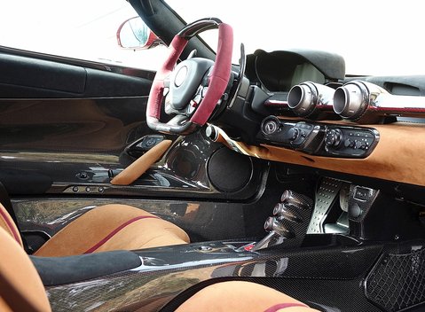 Ferrari LaFerrari 27