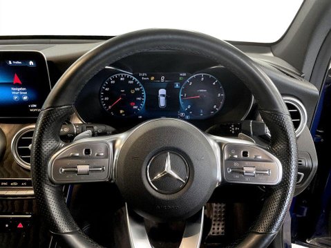Mercedes-Benz GLC 2.0 GLC300d AMG Line (Premium) SUV 5dr Diesel G-Tronic+ 4MATIC Euro 6 (s/s) 13
