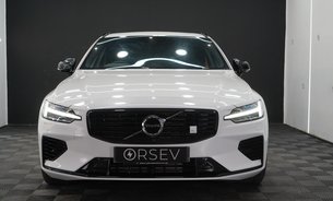 Volvo V60 RECHARGE T8 POLESTAR ENGINEERED AWD FSH Pano Sunroof Pilot Assist HUD +++ 5